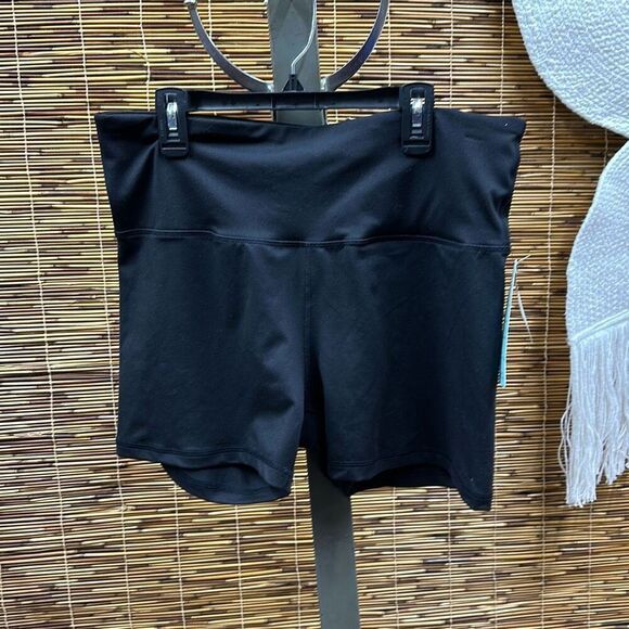 ID Ideology Women S 4 Compression Biker Shorts Black Large - Picture 2 of 3